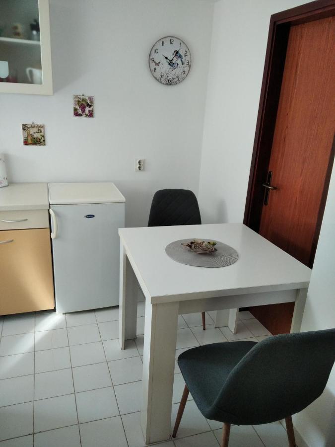 Apartment Anny Пула Екстериор снимка